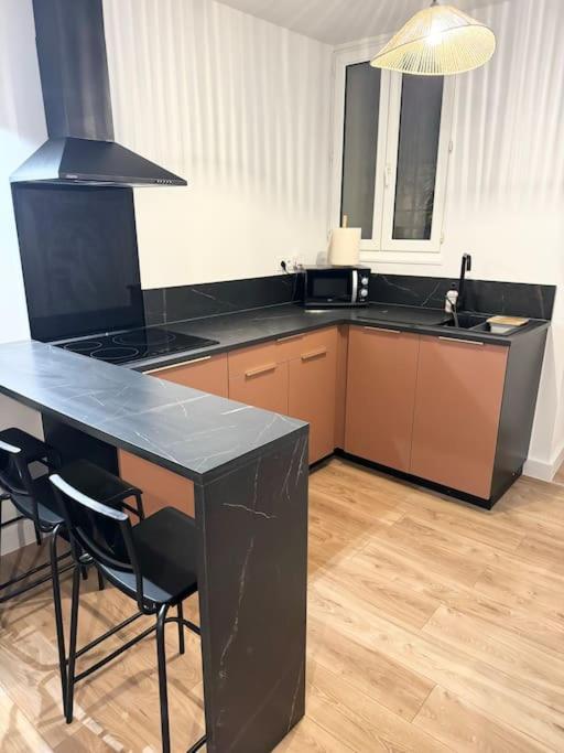 Appartement Eloi - 1 Chambre مونت دي مارسان المظهر الخارجي الصورة